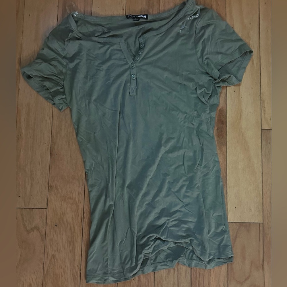 Fashion nova green short sleeve